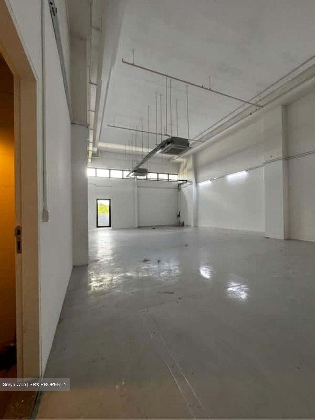 100 Pasir Panjang (D5), Factory #570700011